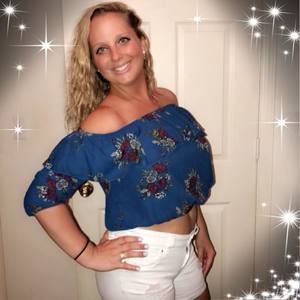 Meet your Posher, Brittney